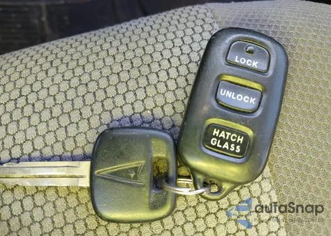 2006 Pontiac Vibe z USA, uszkodzony, nr VIN 5Y2SM67816Z457254